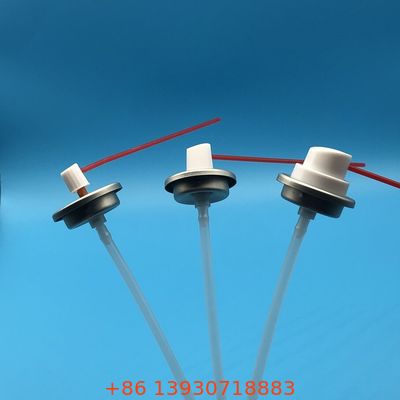 Смазка WD-40 для защиты смазываемых движущихся частей в автомобилях