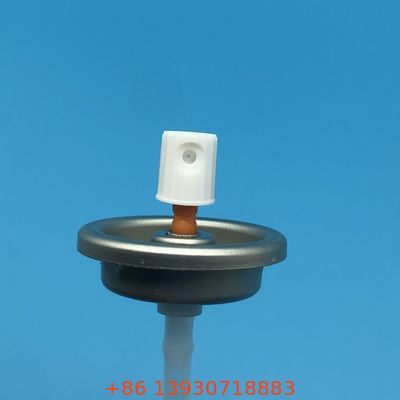 Аэрозольный очиститель карбюратора поддерживает высокоскоростные линии наполнения аэрозолей