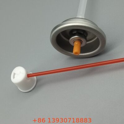 Аэрозольный распылитель WD-40, предназначенный для проникновения масел и антикоррозионных составов.