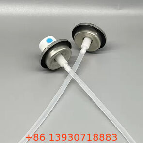 Цвет-скоординированный предварительно покрытый женский распылительный клапан и привод в сборе, готовый к установке для аэрозольных применений